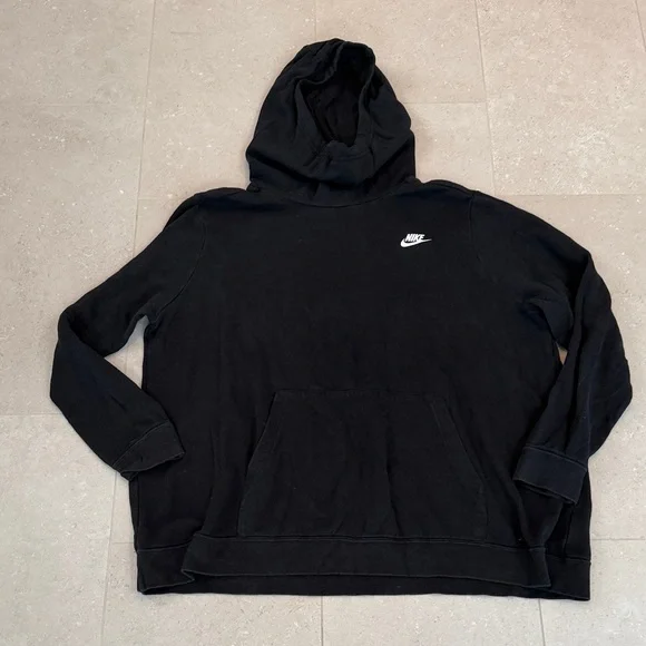 Nike Black Pullover Hoodie - Picture 1 of 1